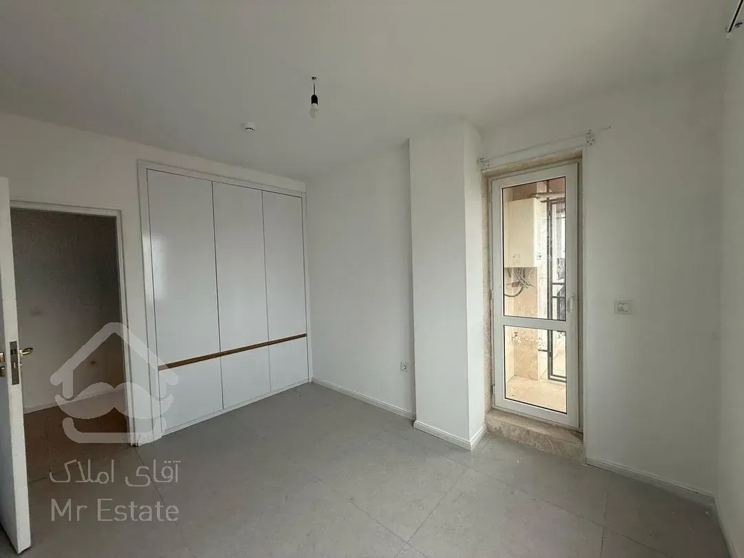 فروش آپارتمان۱۴۰ متری براصلی پاسداران