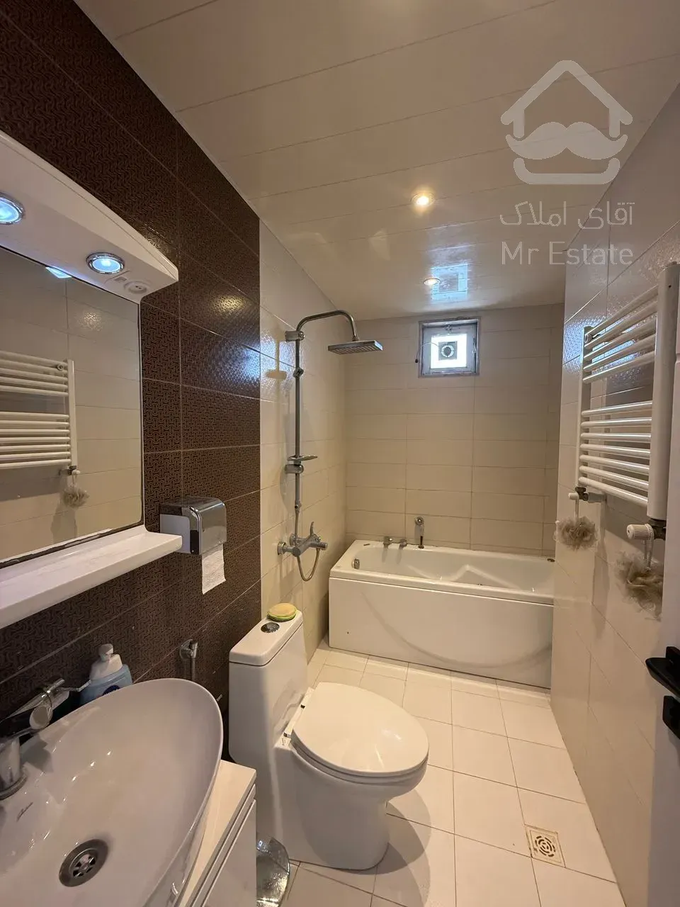 فروش آپارتمان ۱۴۱ متری در خیابان تهران