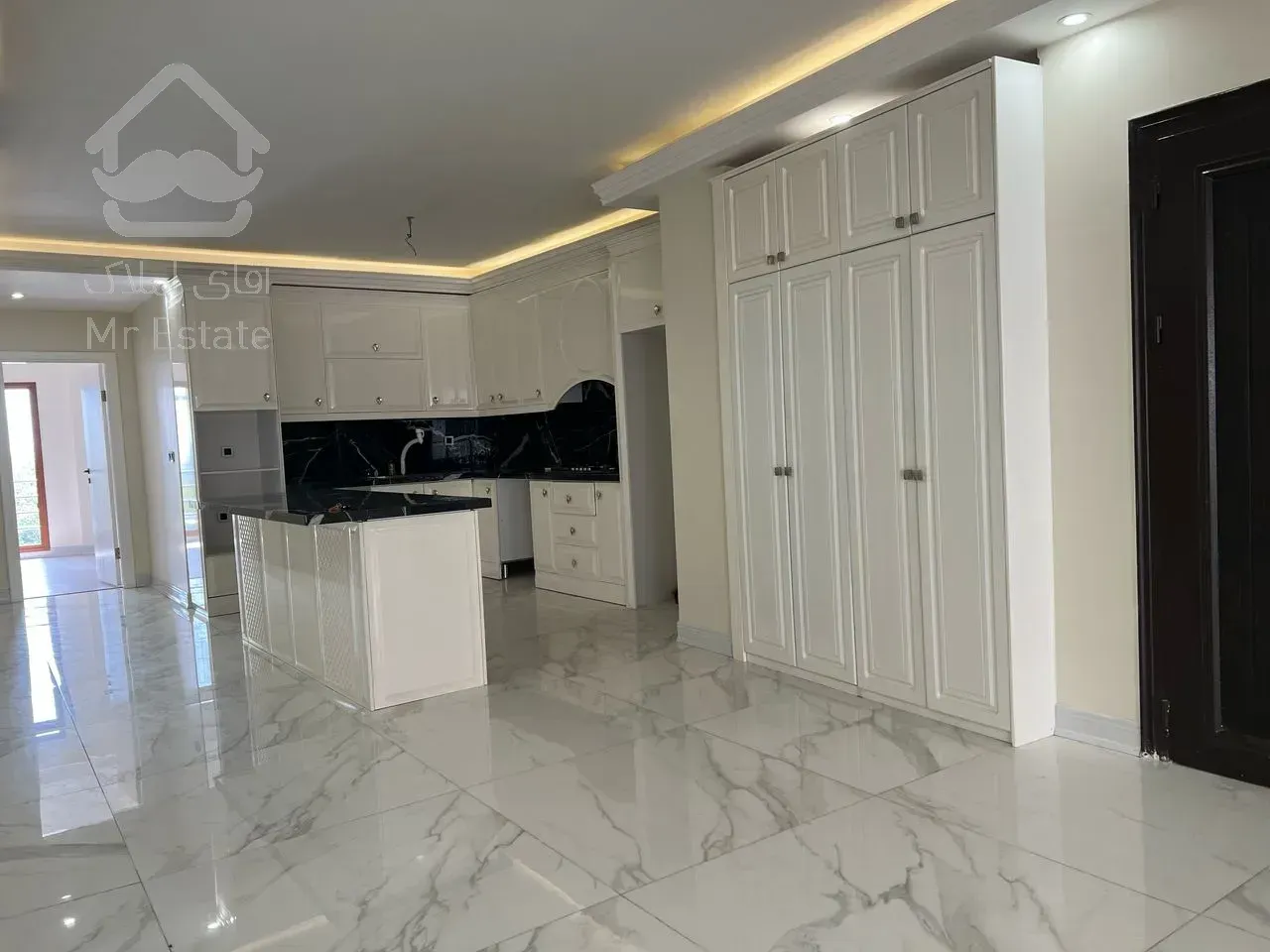 180 متر آپارتمان فول مشاعات در سپند