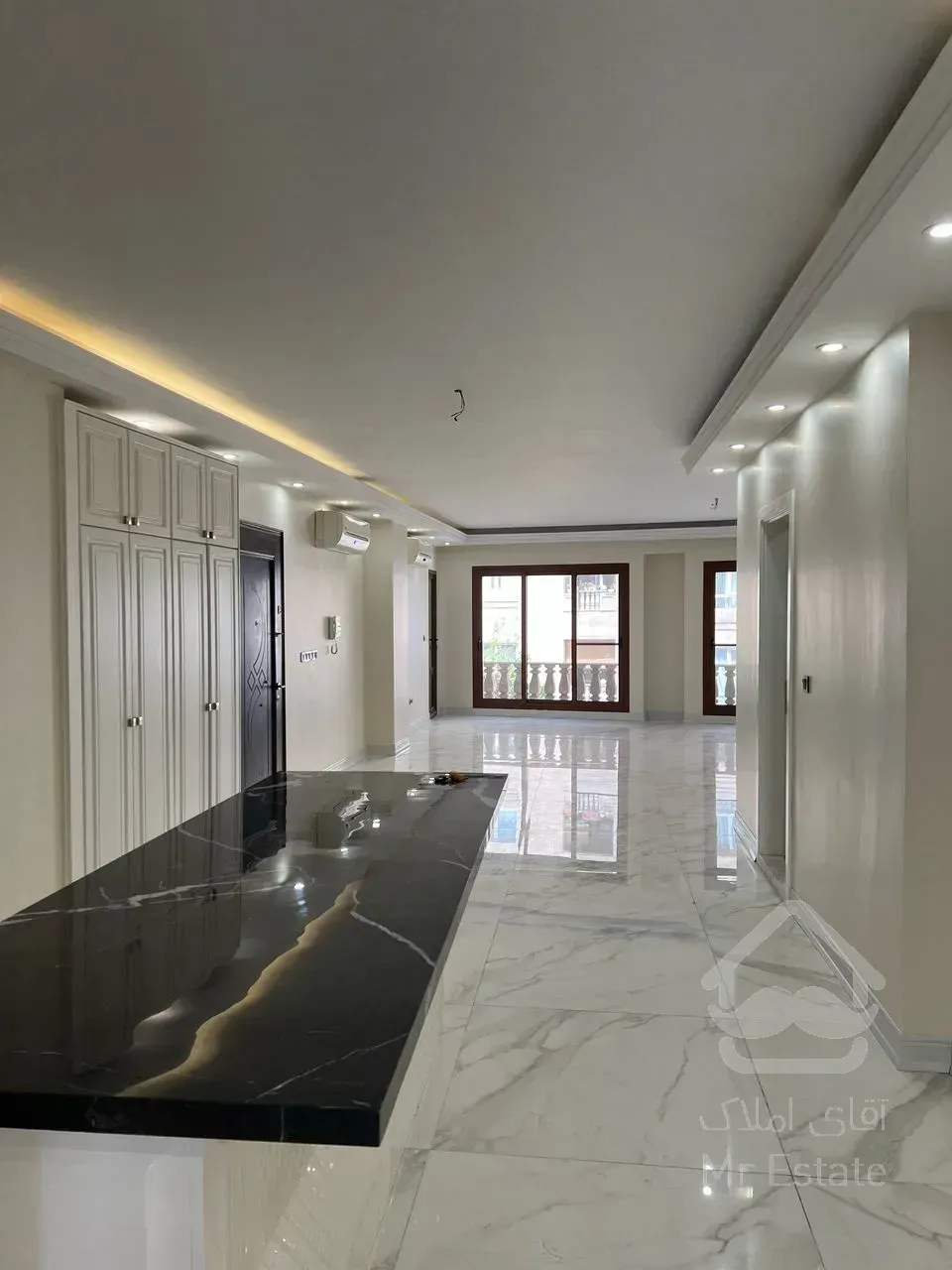 180 متر آپارتمان فول مشاعات در سپند