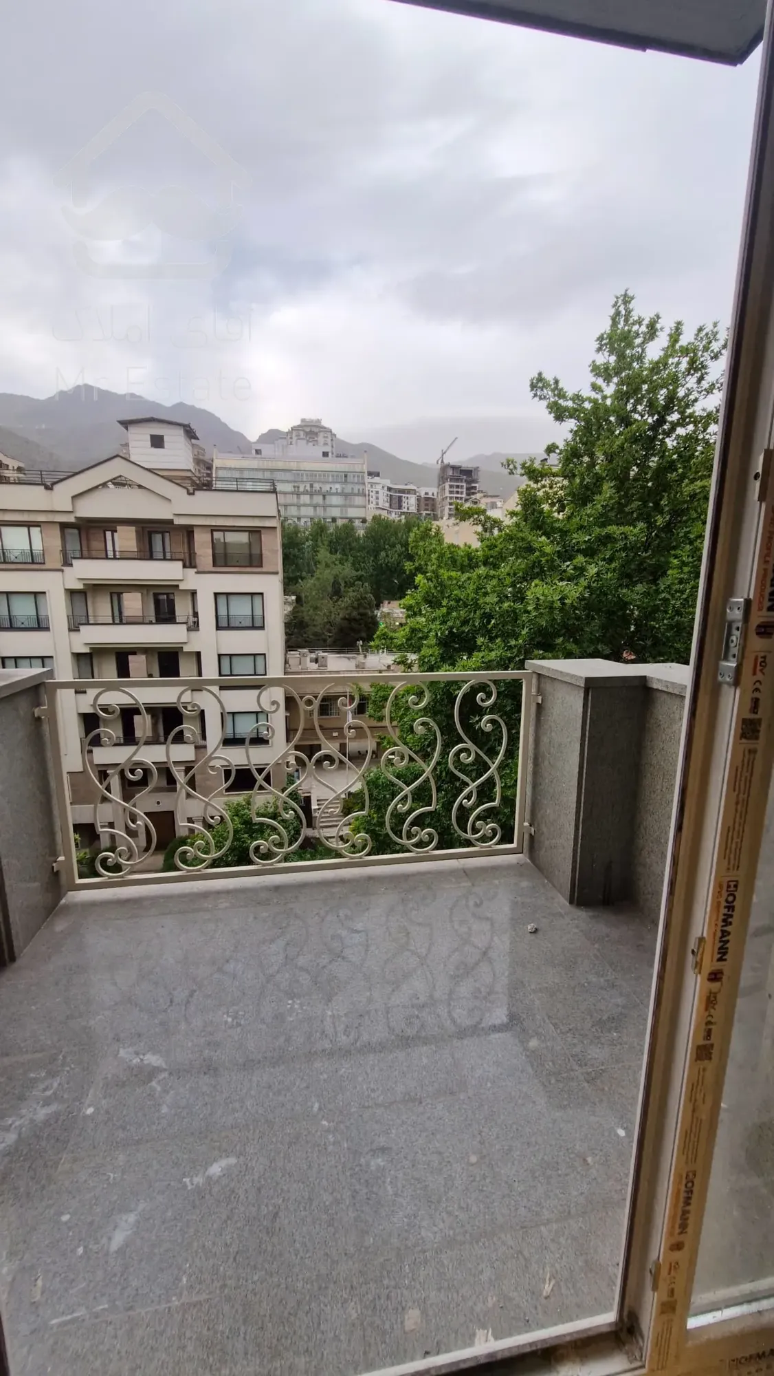 اجاره آپارتمان 250 متری در بهترین لوکیشن فرمانیه