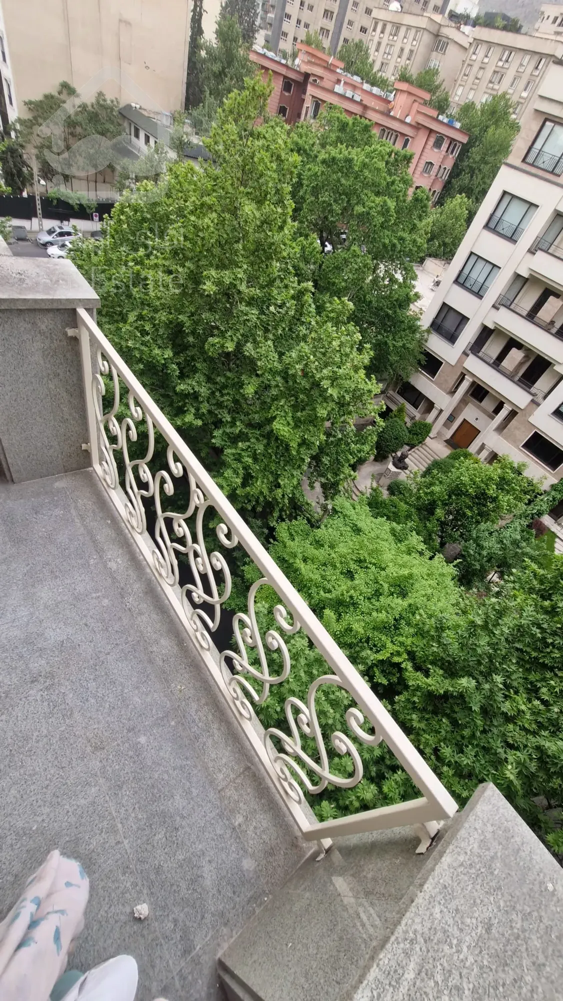 اجاره آپارتمان 250 متری در بهترین لوکیشن فرمانیه