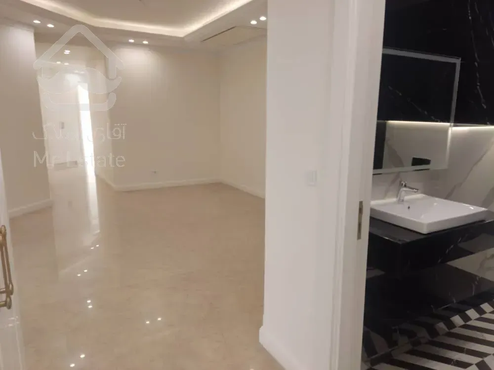 خرید آپارتمان ۲۵۰ متری با ویو کل شهر