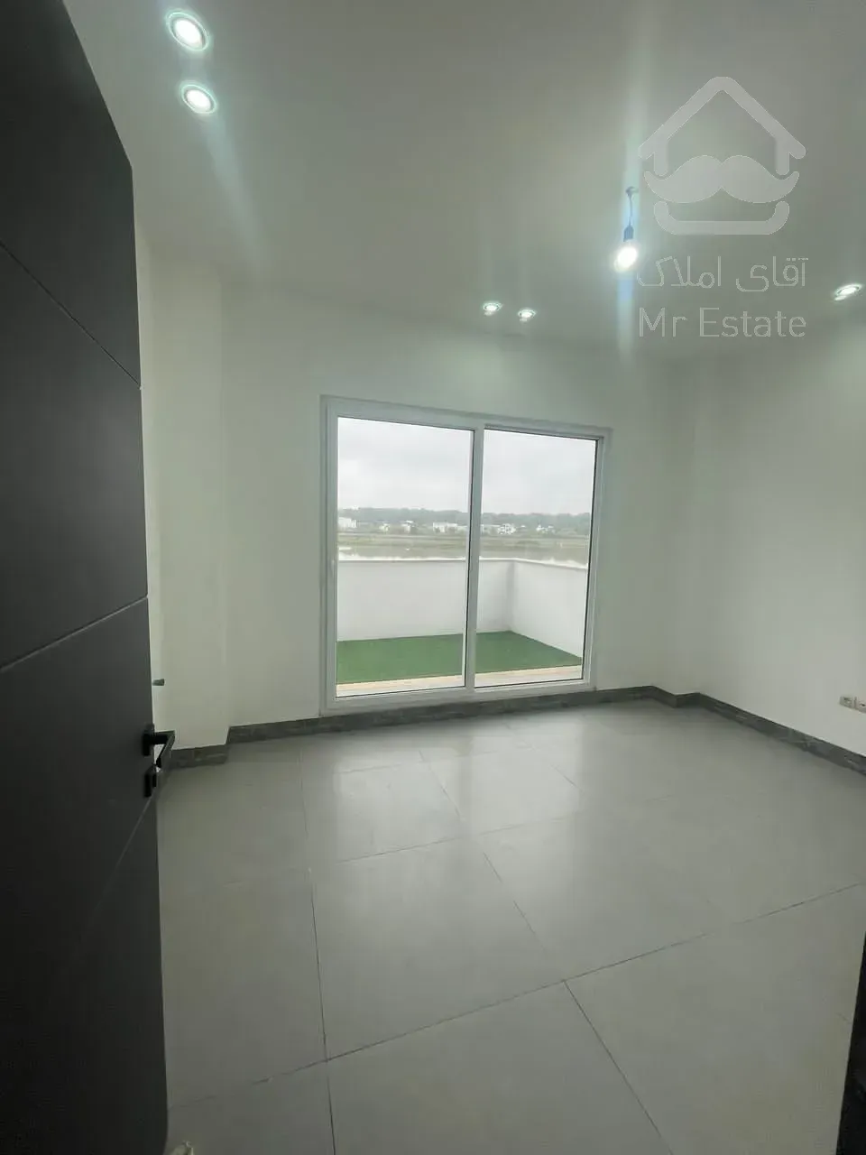 ویلای مدرن دوبلکس