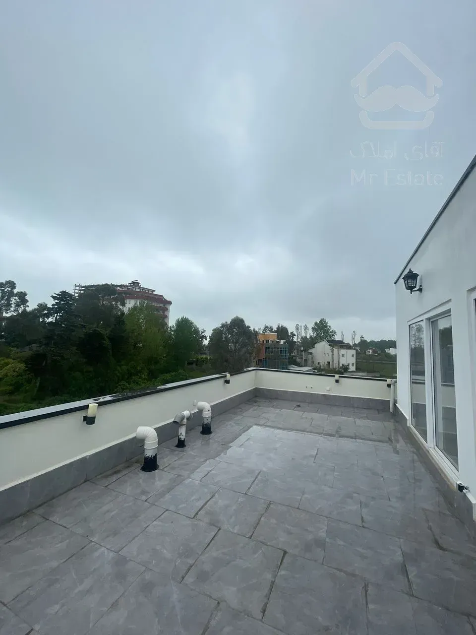 ویلای مدرن دوبلکس