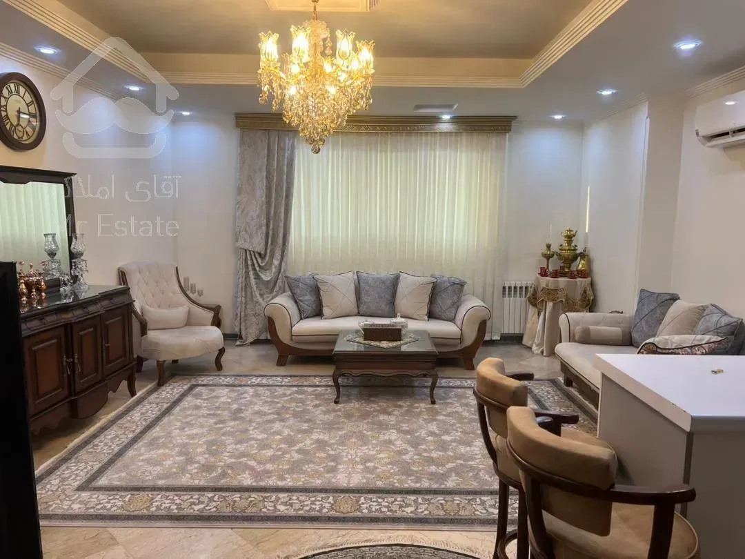 ۷۷ متر در بلوار فردوس شرق