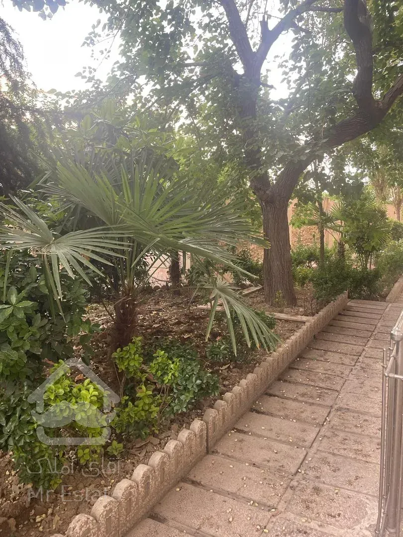 آپارتمان ۹۰ متری خوش نقشه بدون پرتی