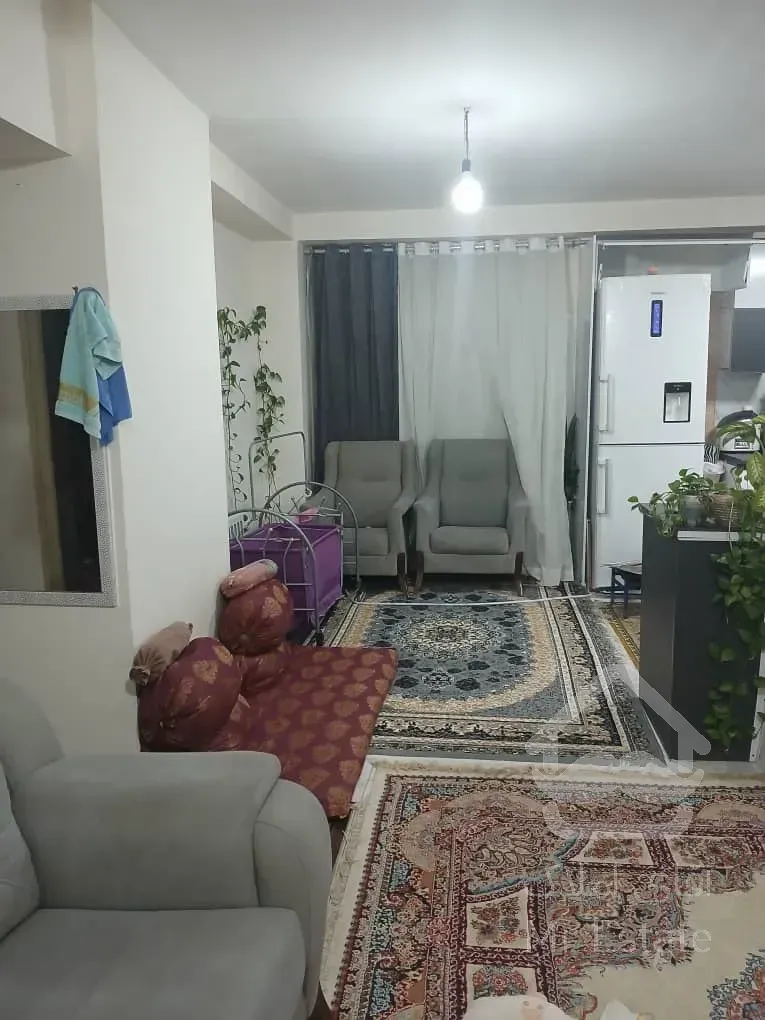 86متر دوخواب مستر املاک الهیه