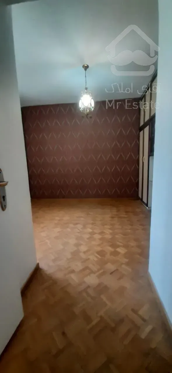 80 متری لوکیشن عالی