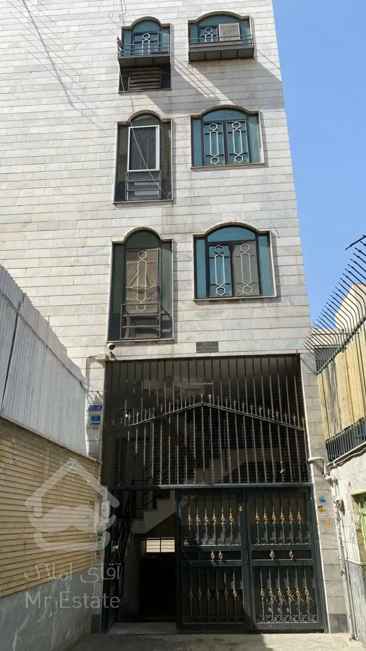 واحد ۵۰ متری با پارکینگ و انباری مترو مدنی(نامجو)