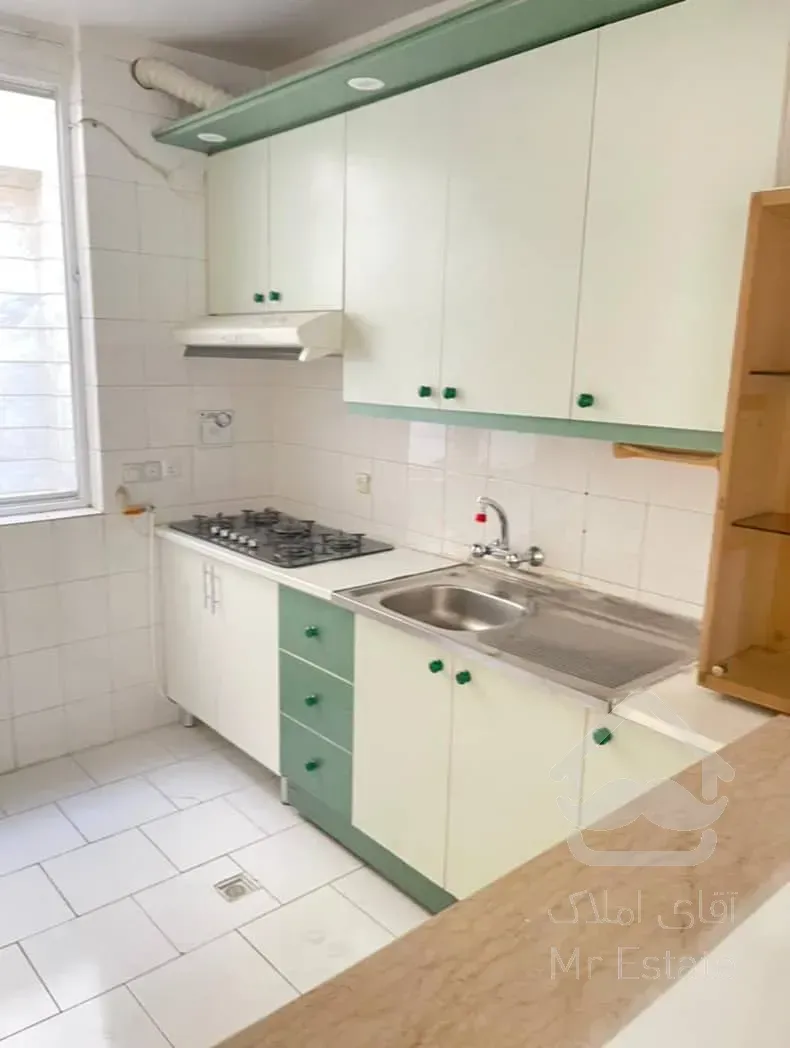 سالن پرده خور و نورگیر عالی