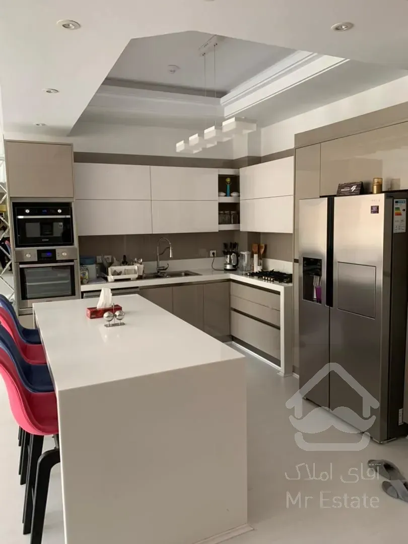 اجاره آپارتمان ۲۰۸ متری در بهترین لوکیشن نیاوران