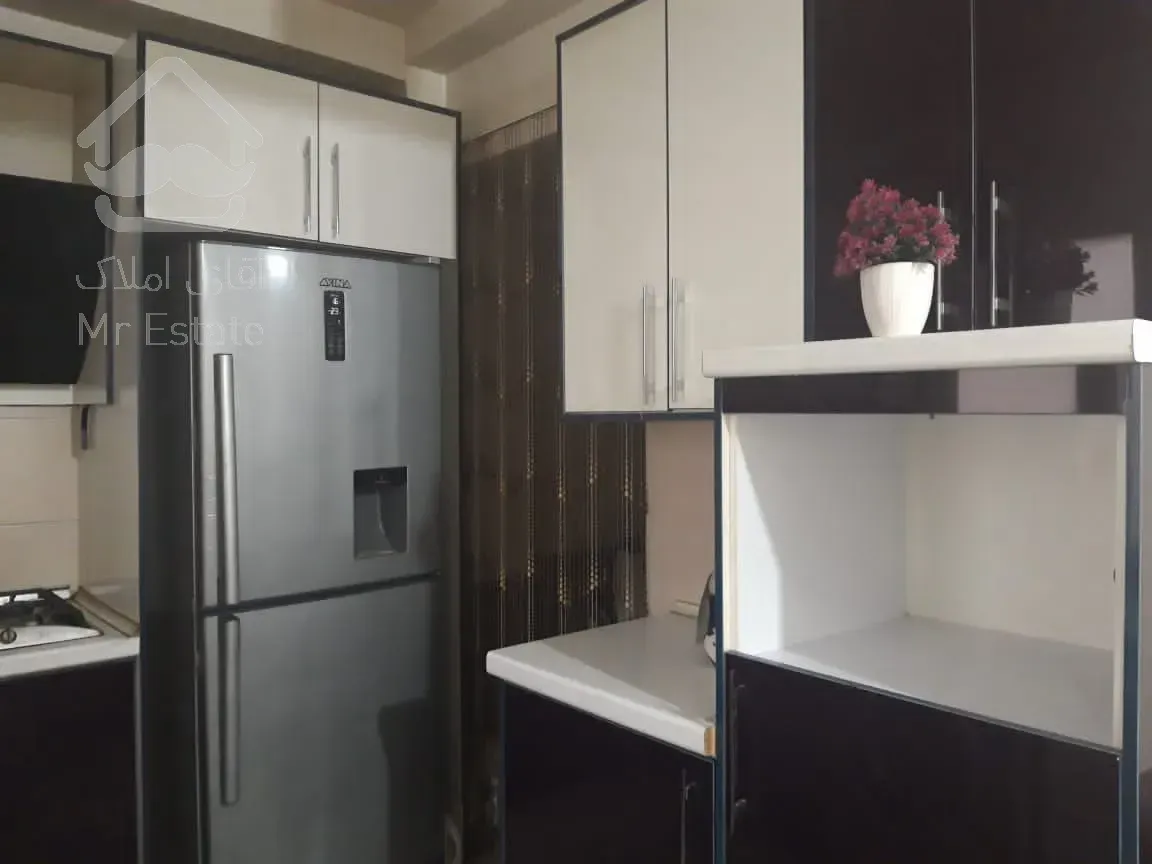 آپارتمان باپارکینگ و آسانسور و انباری