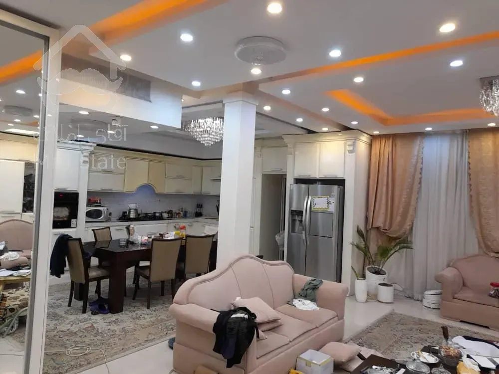 اجاره آپارتمان ۲۳۵ متری ۴ خواب در فرمانیه