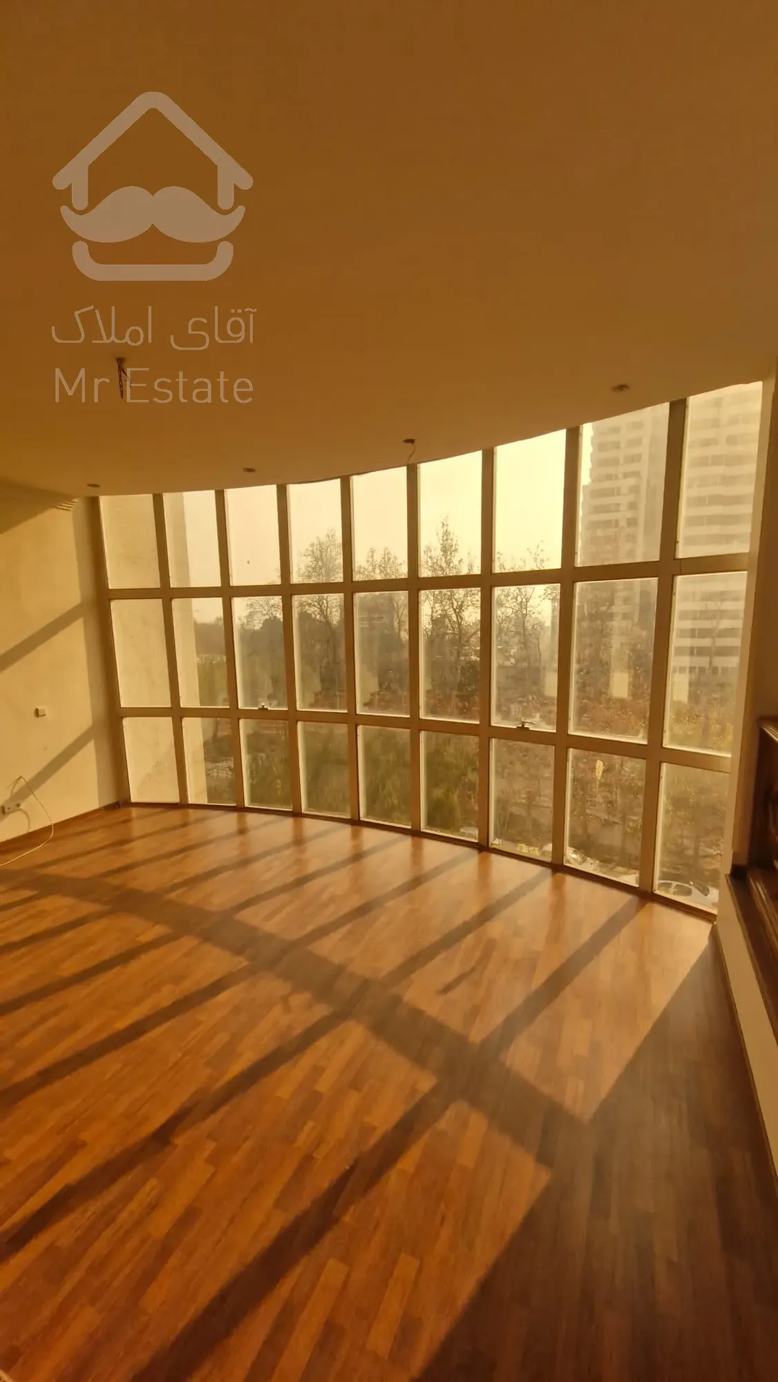 اجاره آپارتمان ۲۸۰ متری در بهترین لوکیشن کامرانیه