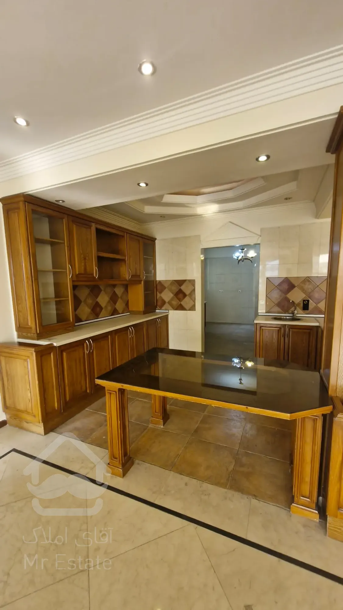 اجاره آپارتمان ۲۸۰ متری در بهترین لوکیشن کامرانیه