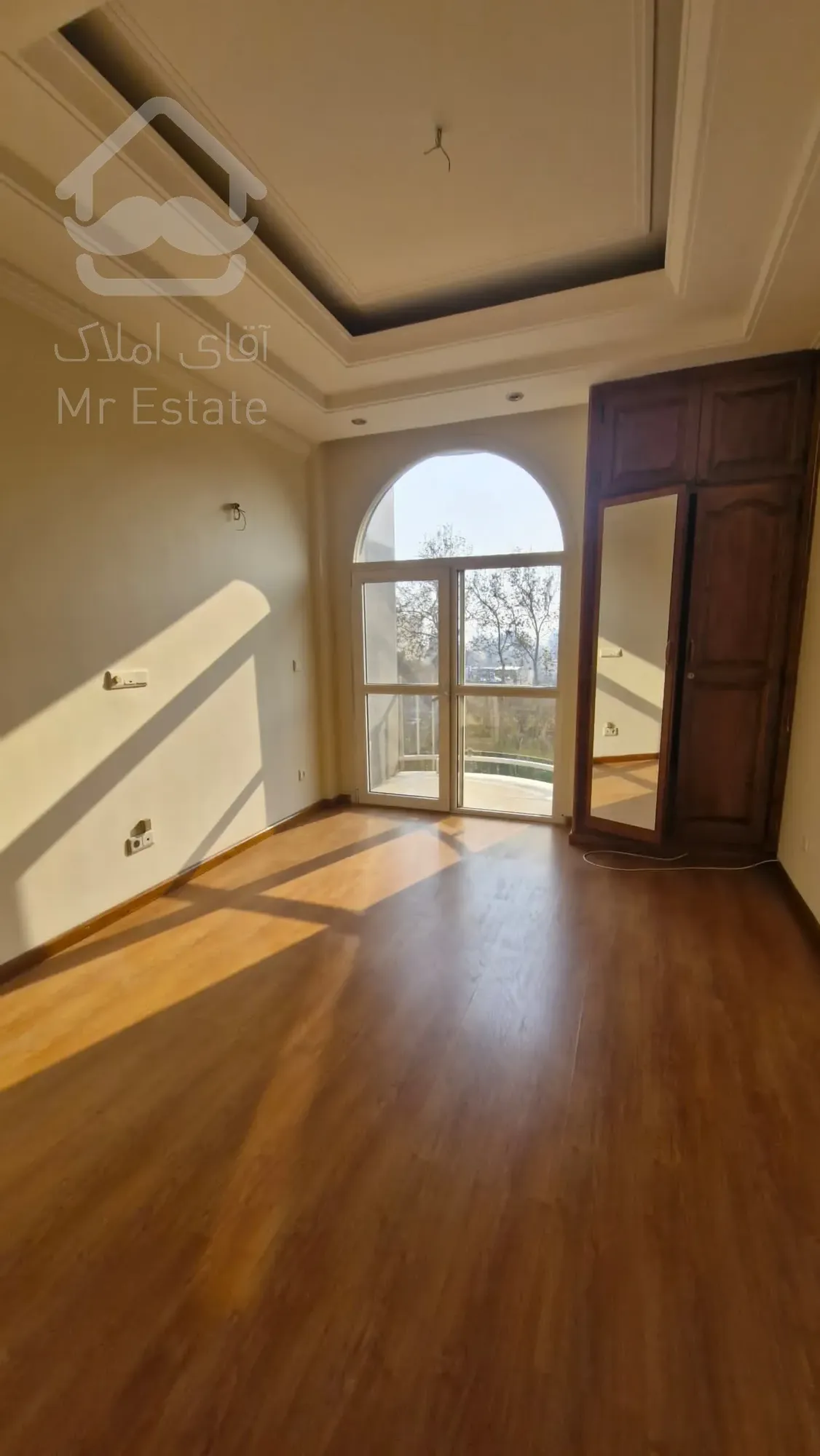 اجاره آپارتمان ۲۸۰ متری در بهترین لوکیشن کامرانیه