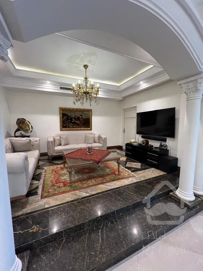 خرید آپارتمان 210 متری در بهترین لوکیشن فرمانیه