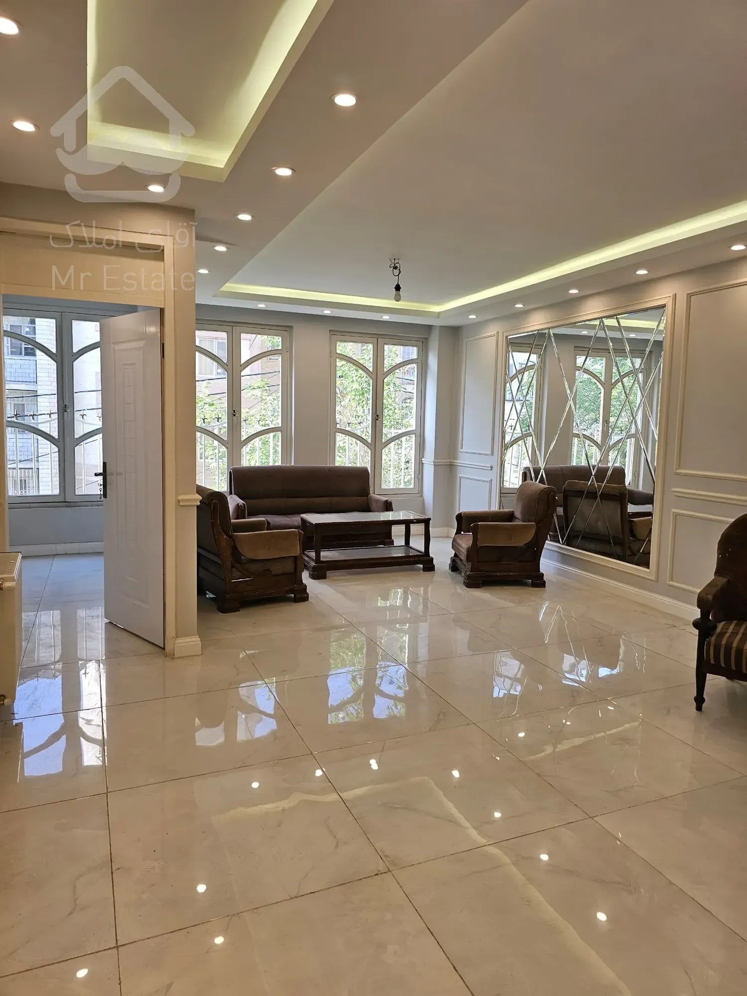 فروش آپارتمان ۱۴۰ متری نوساز در سازمان برنامه مرکزی