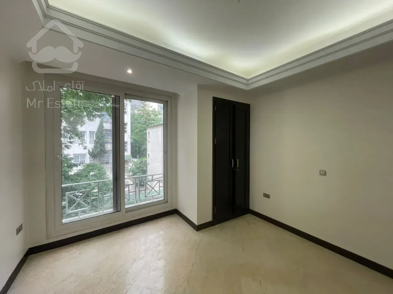 اجاره آپارتمان 240 متری در بهترین لوکیشن فرمانیه