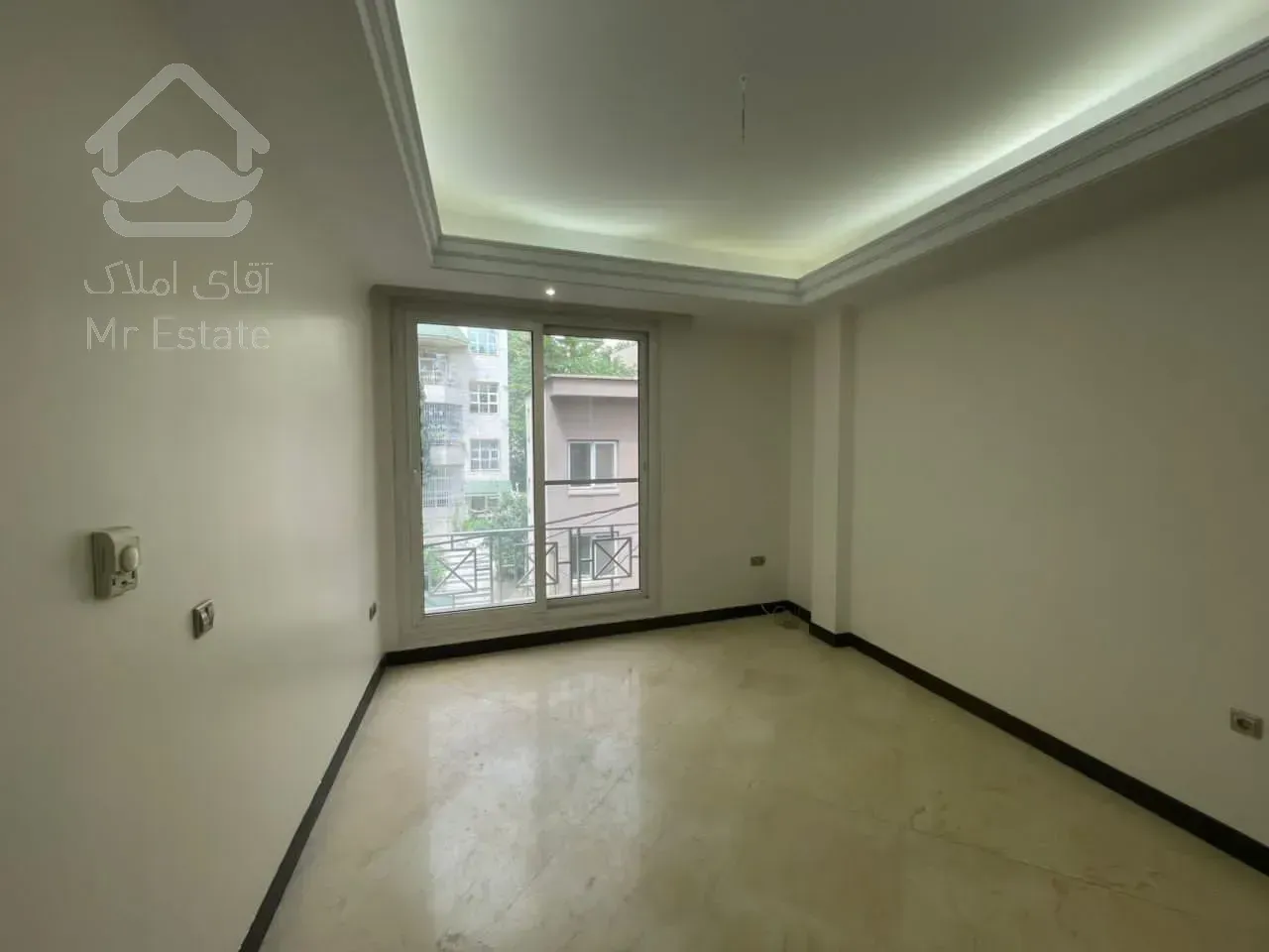 خرید آپارتمان 170 متری فول مشاعات در سنبل