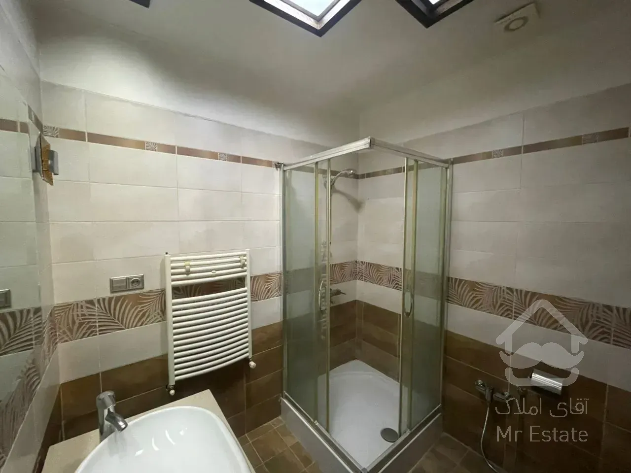 اجاره آپارتمان 240 متری در بهترین لوکیشن فرمانیه