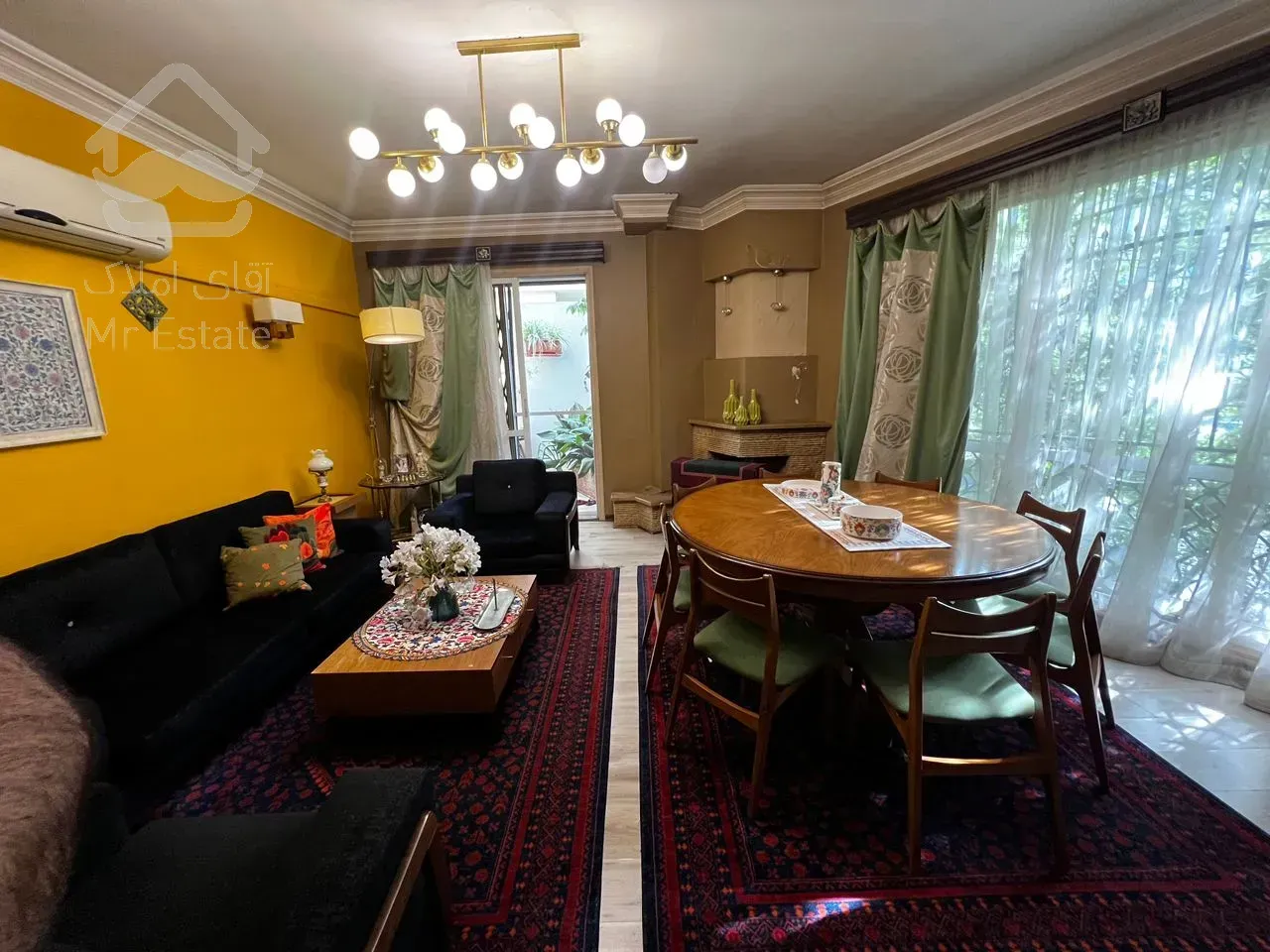 فروش آپارتمان ۱۴۰ متر جهانتاب حیاط در اختیار