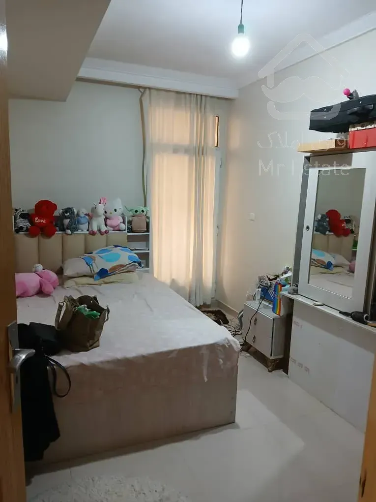 فروش آپارتمان دو خواب کم سن زیر قیمت کارشناسی در فردوس غرب