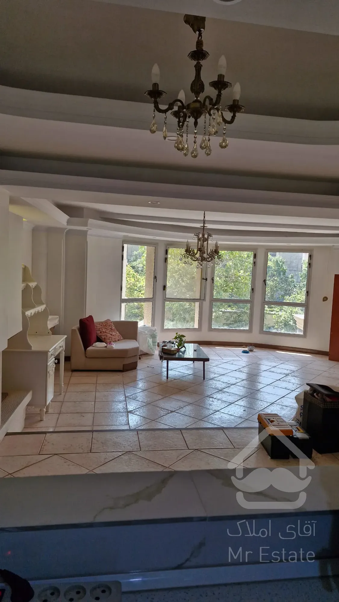 اجاره آپارتمان در ساختمانی با اصالت و فول مشاعات