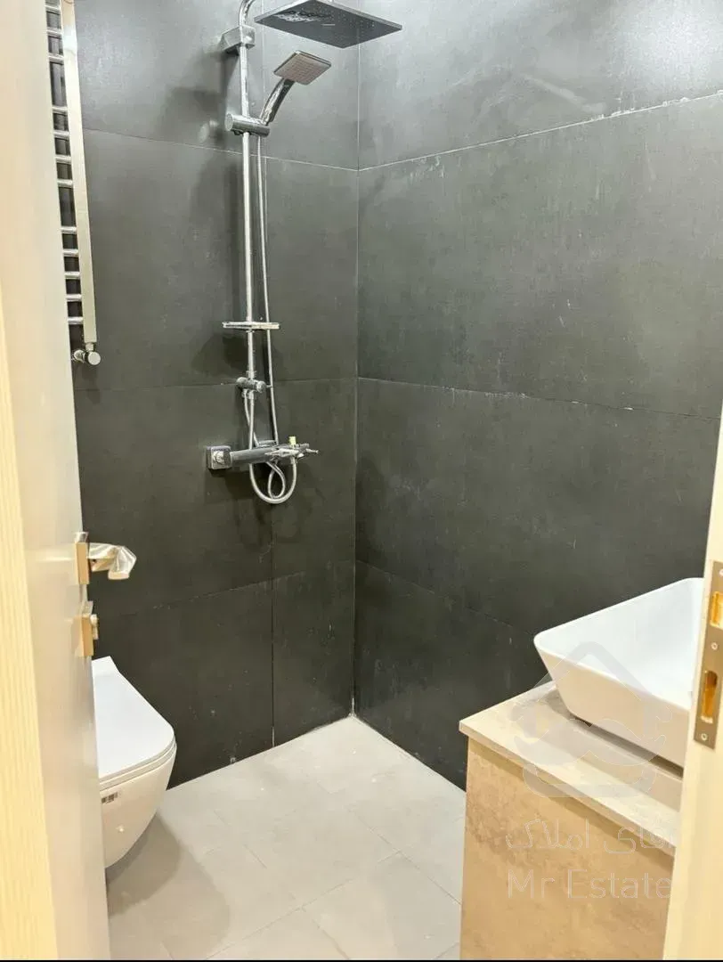 160متر نوساز با لابی مجلل شهرک غرب