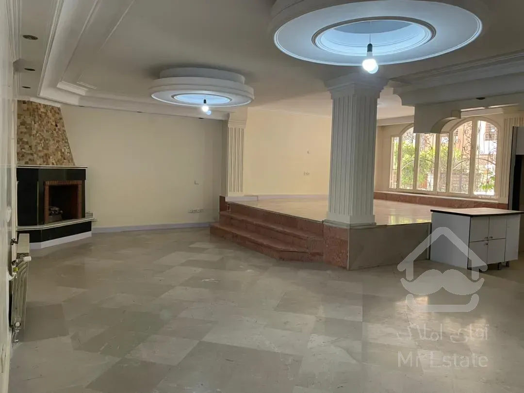 تک واحدی، ۱۴٠متری ،صرافهای جنوبی