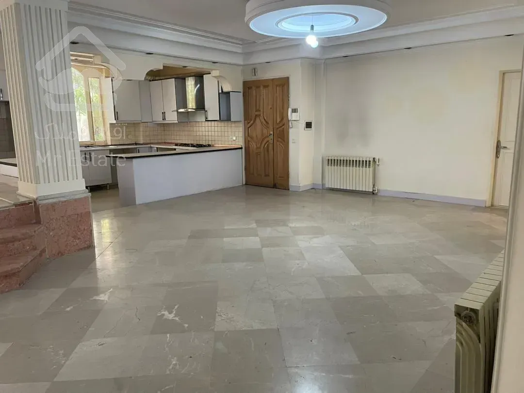 تک واحدی، ۱۴٠متری ،صرافهای جنوبی