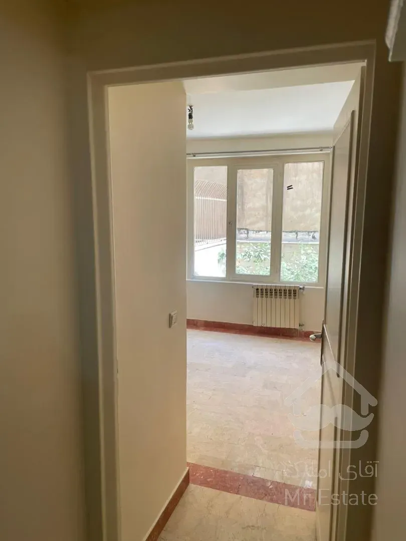 تک واحدی، ۱۴٠متری ،صرافهای جنوبی