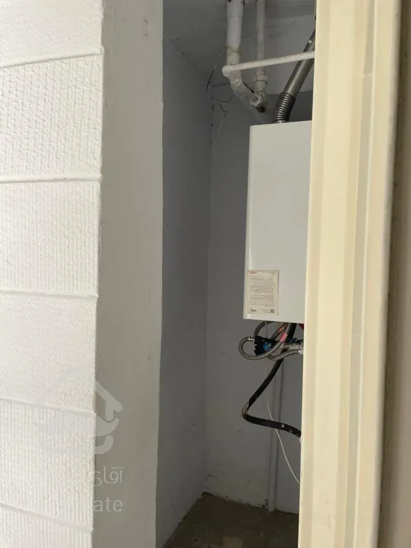 تک واحدی، ۱۴٠متری ،صرافهای جنوبی