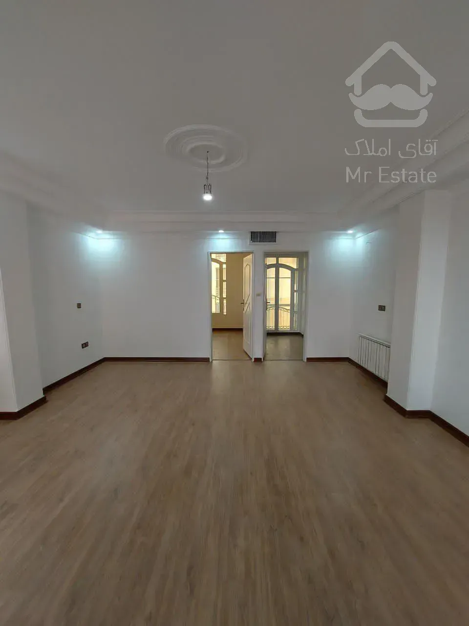 آپارتمان ۸۰ متری دو خواب باغ فیض