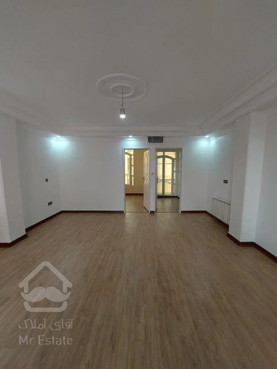 آپارتمان ۸۰ متری دو خواب باغ فیض