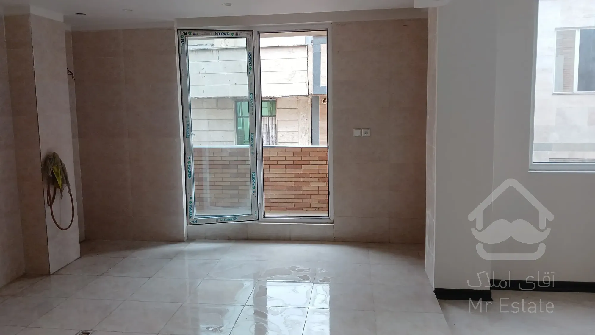 آپارتمان نوساز فول