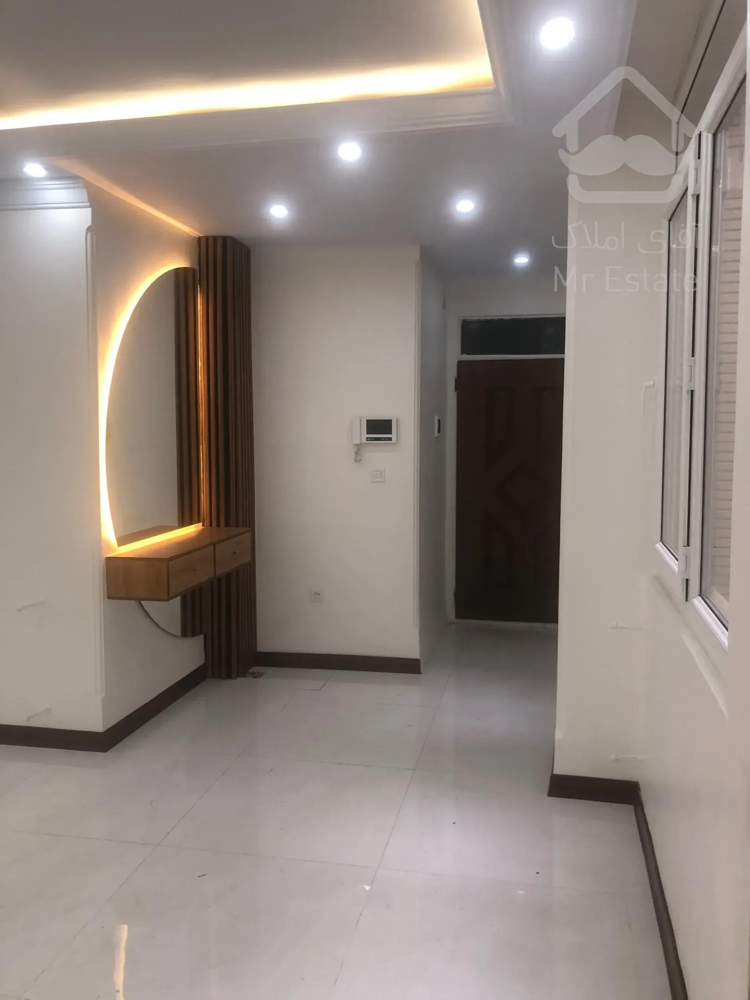 فروش آپارتمان ۱۱۰ متری نوساز در سازمان برنامه مرکزی