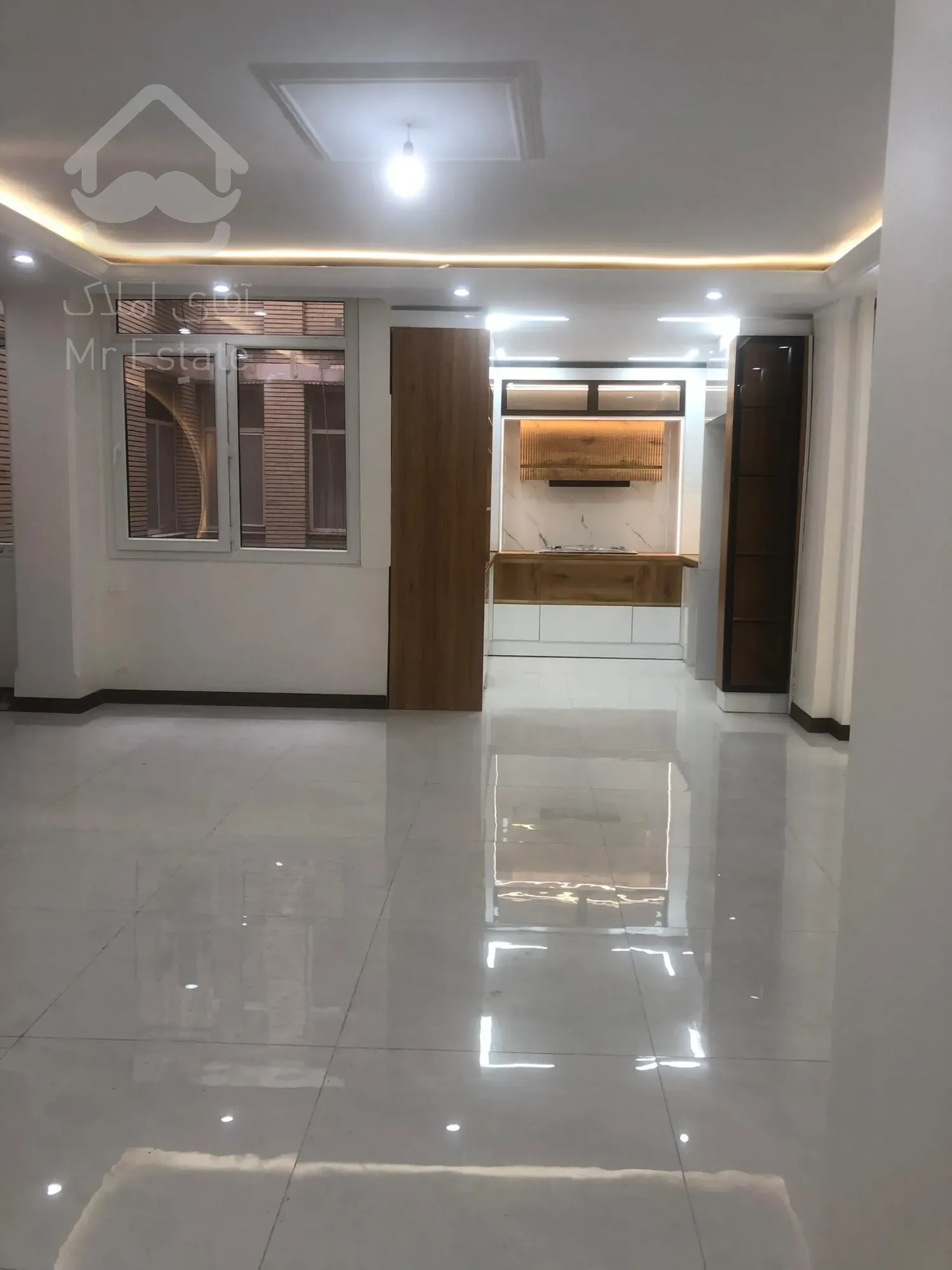 فروش آپارتمان ۳ خواب در سازمان برنامه مرکزی