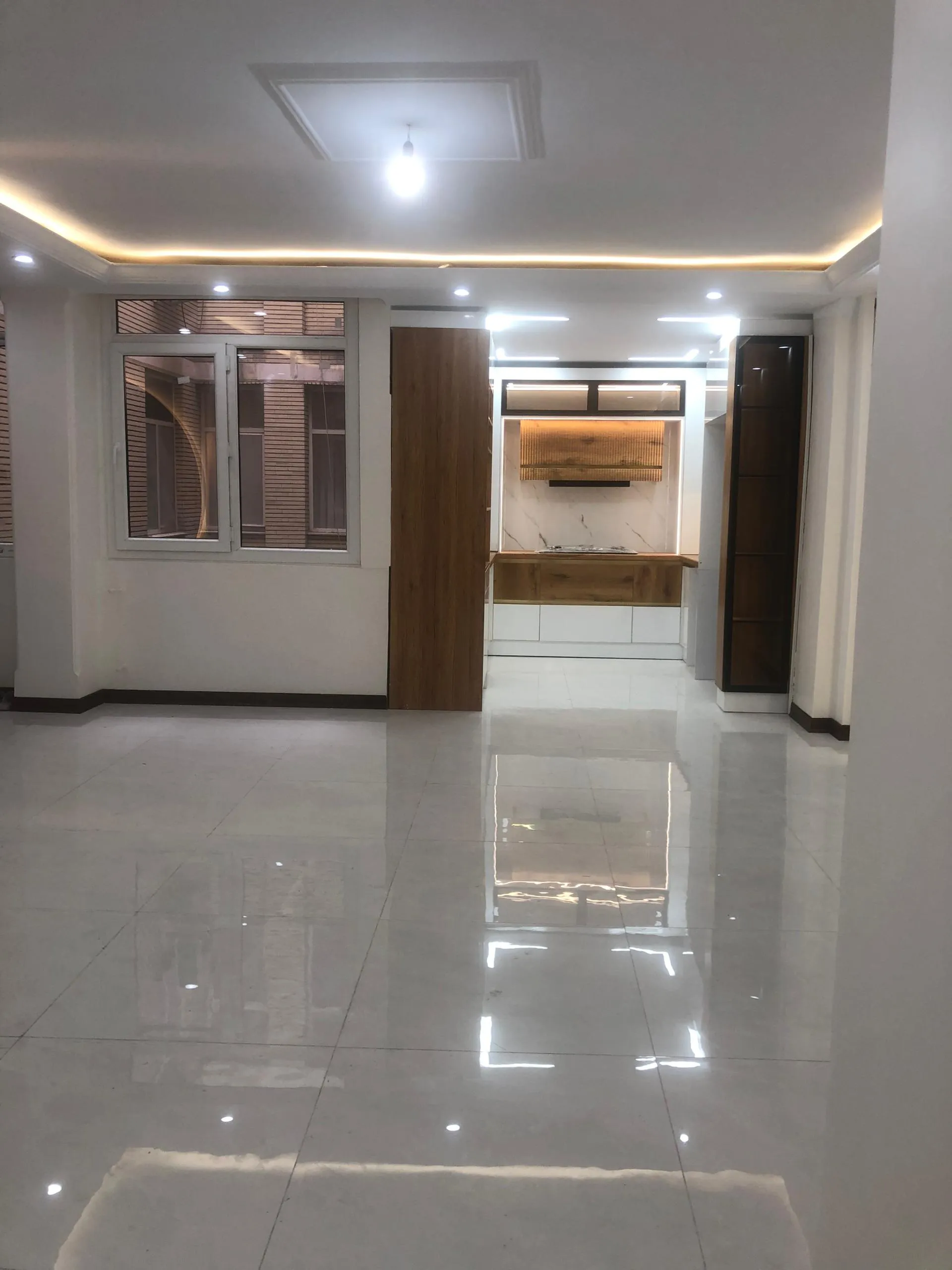 فروش آپارتمان ۱۱۰ متری نوساز در سازمان برنامه مرکزی