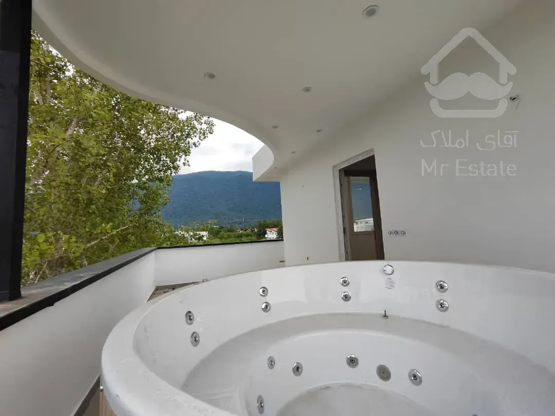 ویلای مینیمال تریبلکس استخردار