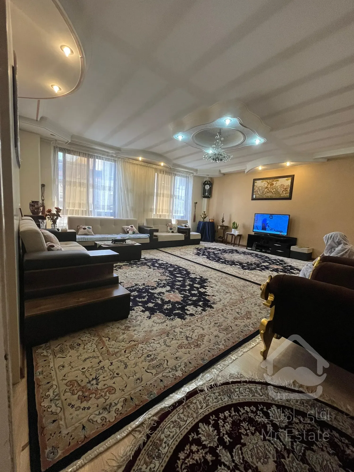 فروش آپارتمان ۹۵ متری کم واحد در بلوار فردوس غرب