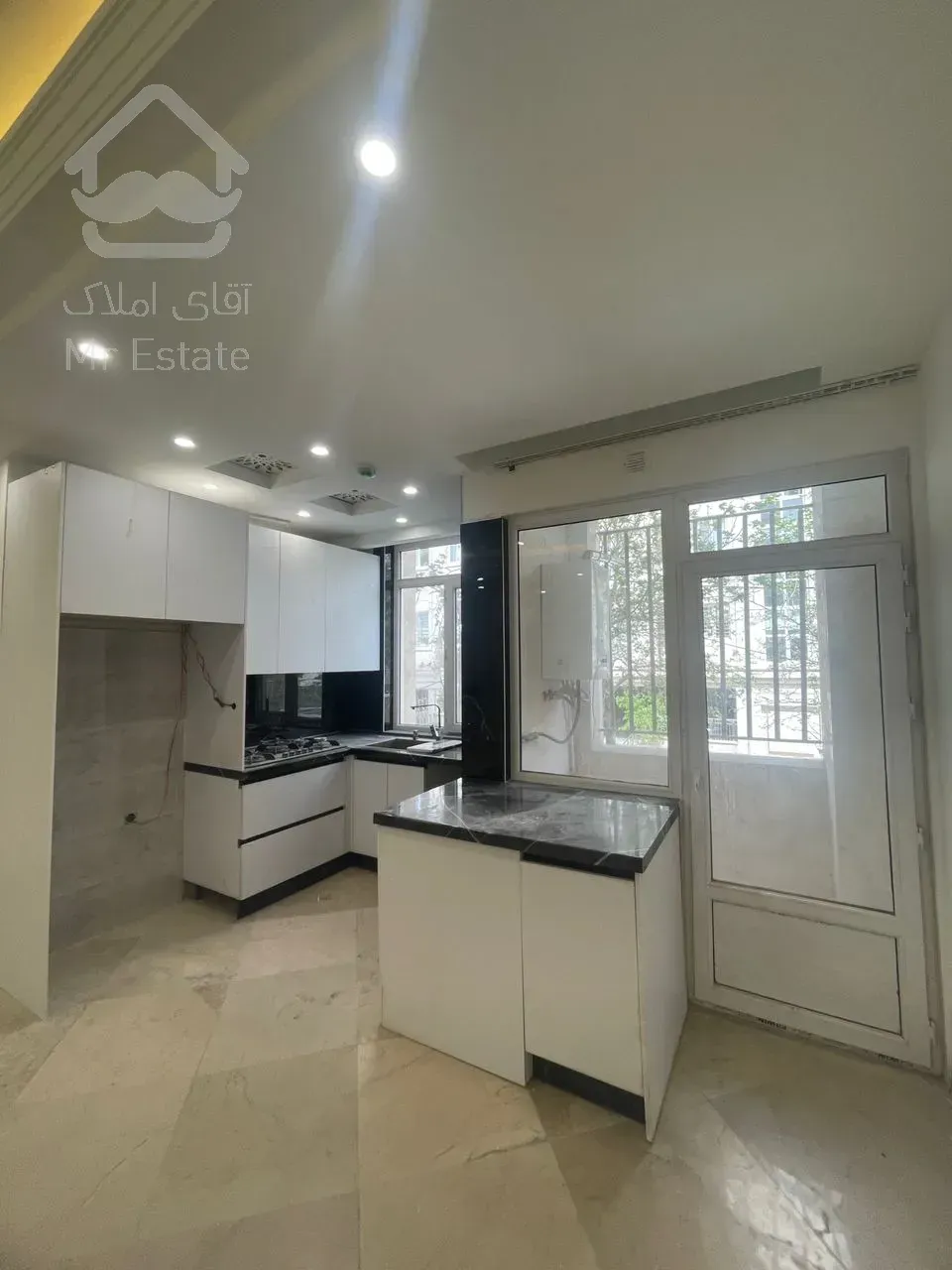 فروش و تهاتر در منطقه ۵