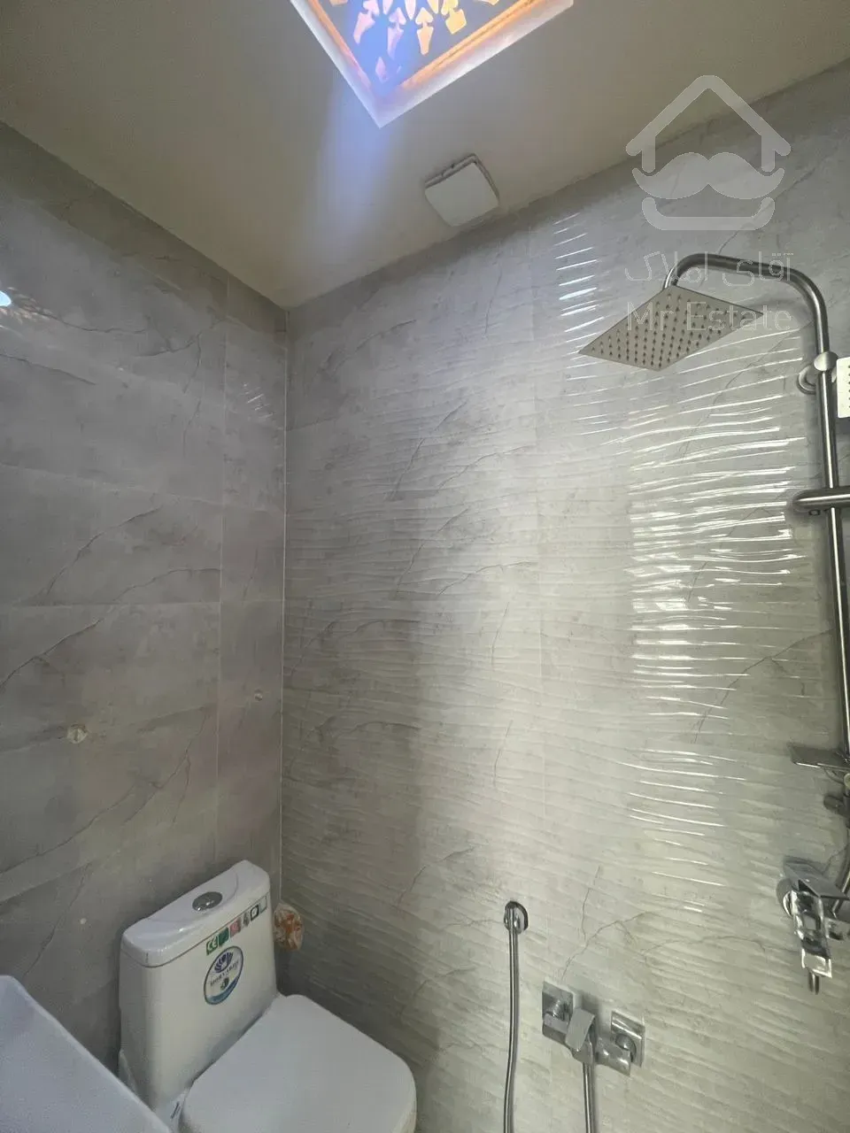 فروش و تهاتر در منطقه ۵