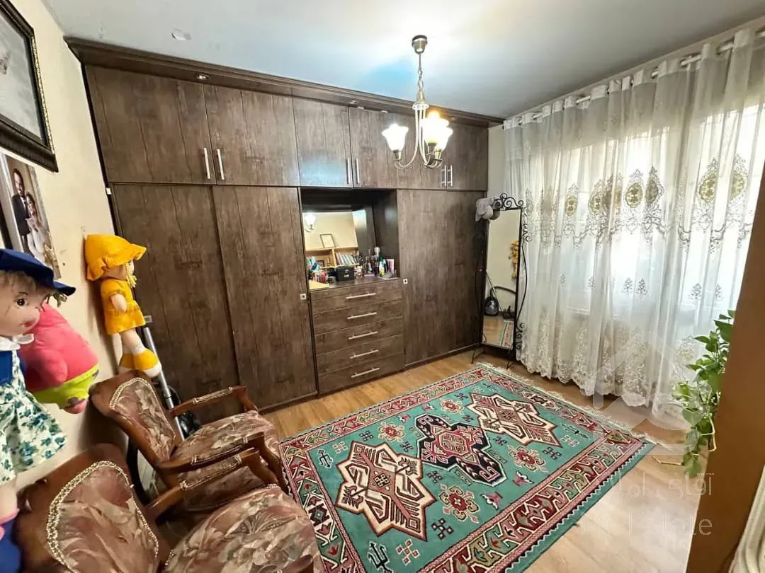 فروش آپارتمان ۹۵ متری فول امکانات در آلاله شرقی