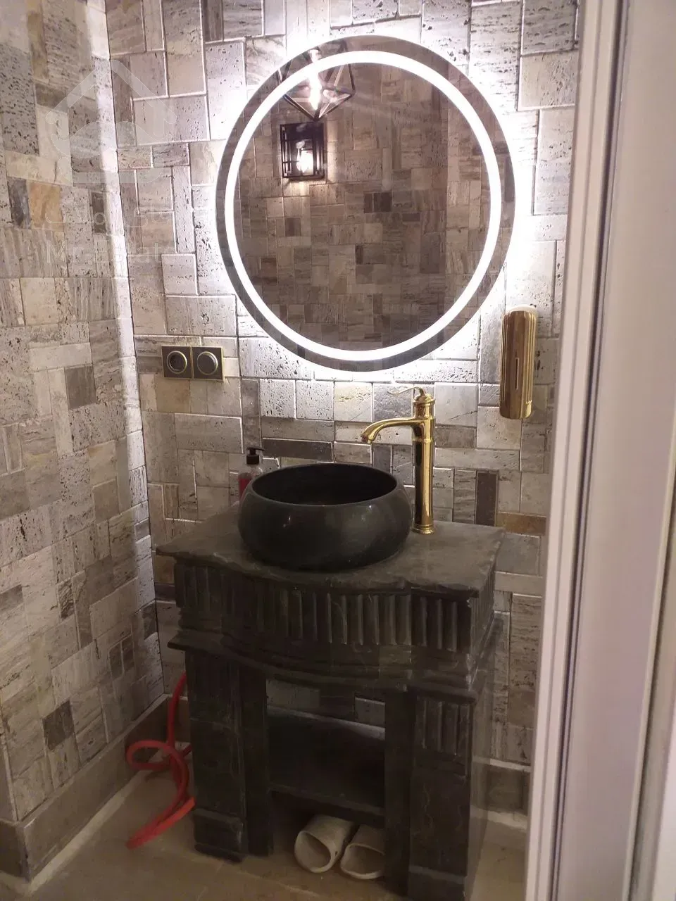 133متر ۳خواب مستردار فول امکانات مجلل اردستانی