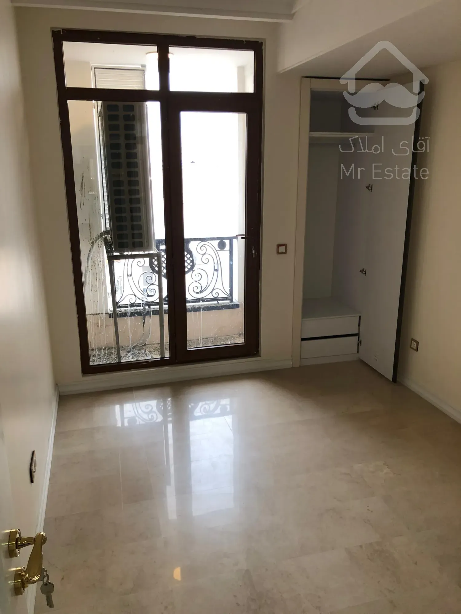 آپارتمان۷۵متری*سالن پرده خور