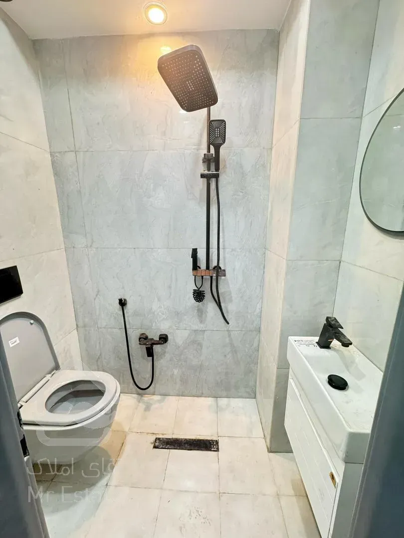 فروش آپارتمان کم سن و سال ریز دو خواب در بهترین لوکیشن بلوار فردوس غرب سازمان برنامه مرکزی