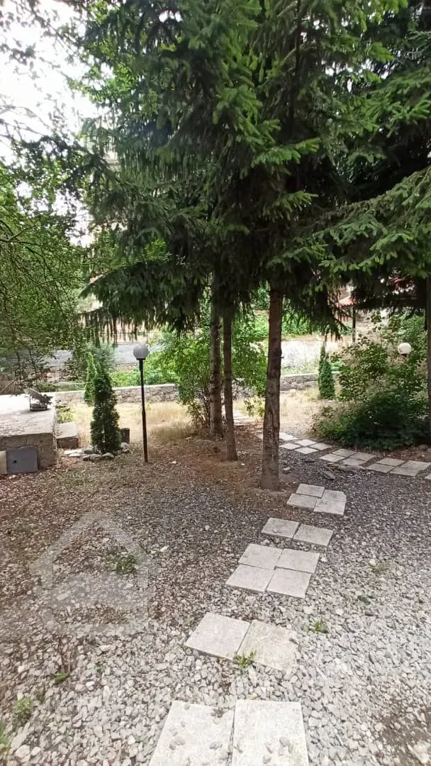 فروش 585متر زمین با ویلا چسبیده به رودخانه