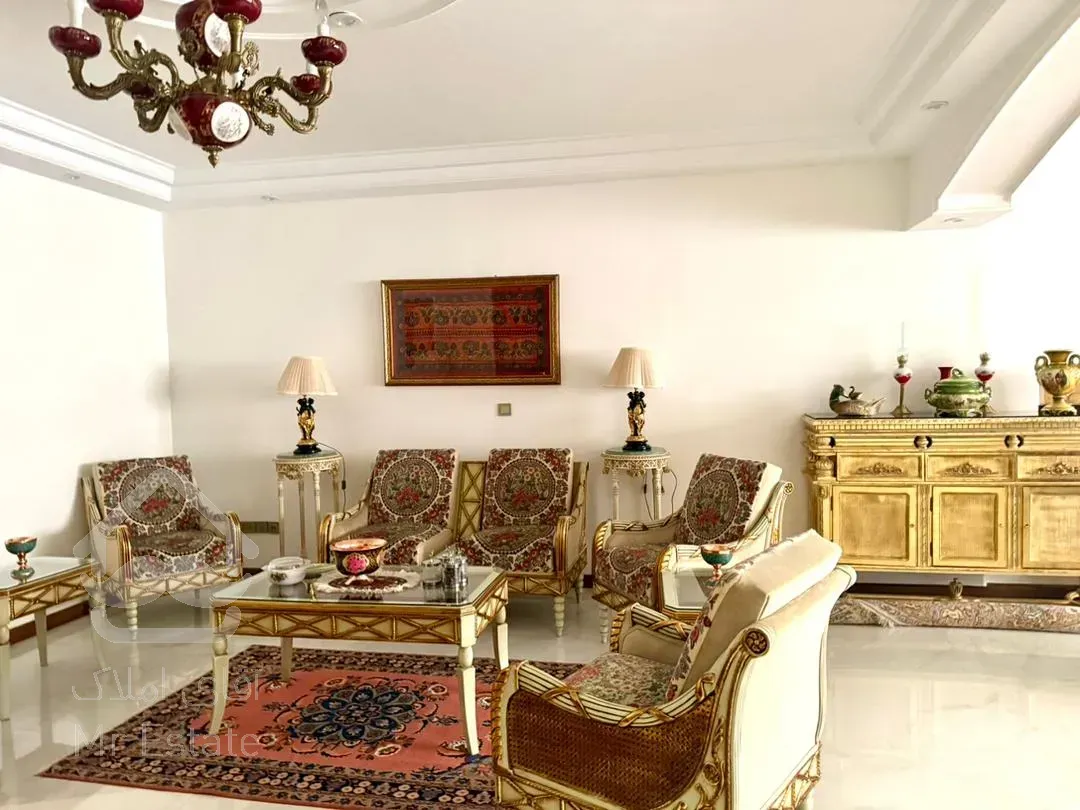 ۳۷۰متر ۴خواب مناسب سرمایه گذاری فرمانیه